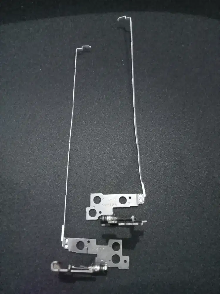 Dijual engsel laptop hp 14s-cf2017