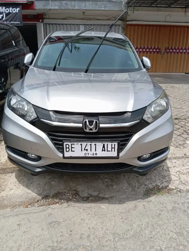 Jual mobil bekas