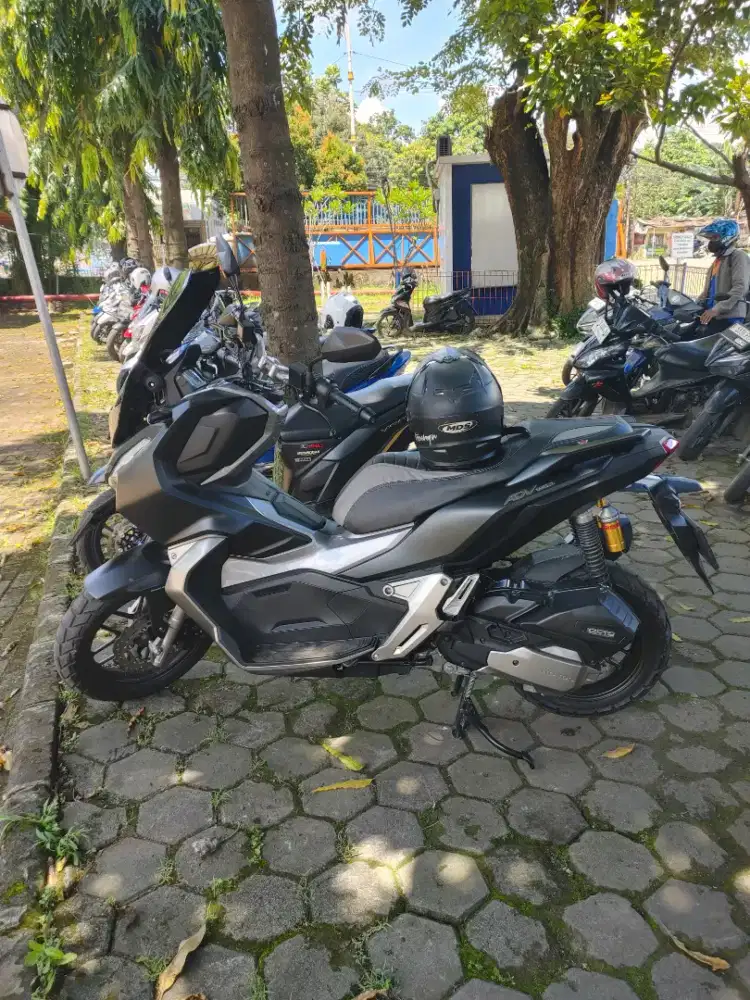 Honda ADV 150 CBS KM 1000 an GRESS