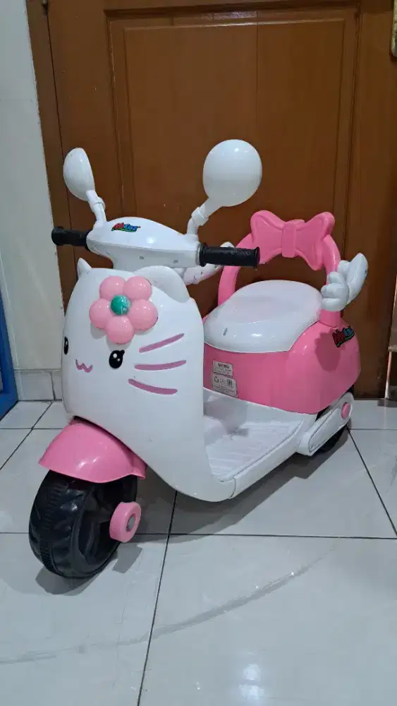 Motor aki anak bekas pakai