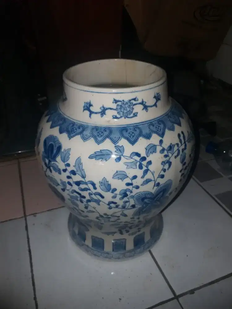 Di jual buat bayar ibu ke rumah sakit