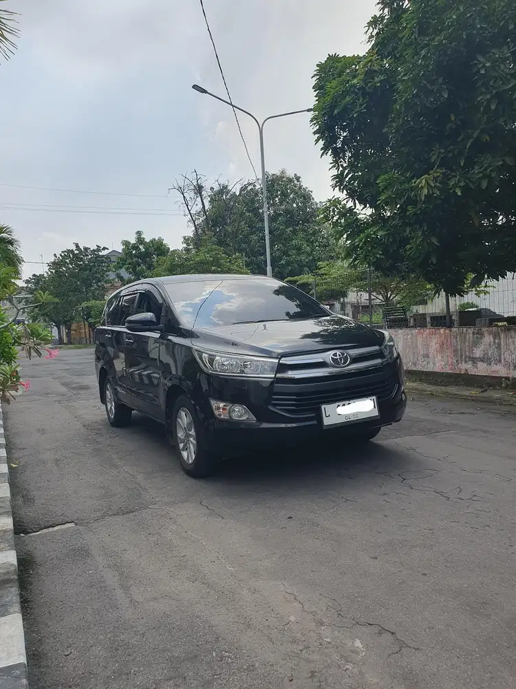 Innova Reborn 2020 G Diesel Matic Km 70rb Full Ori total warna hitam