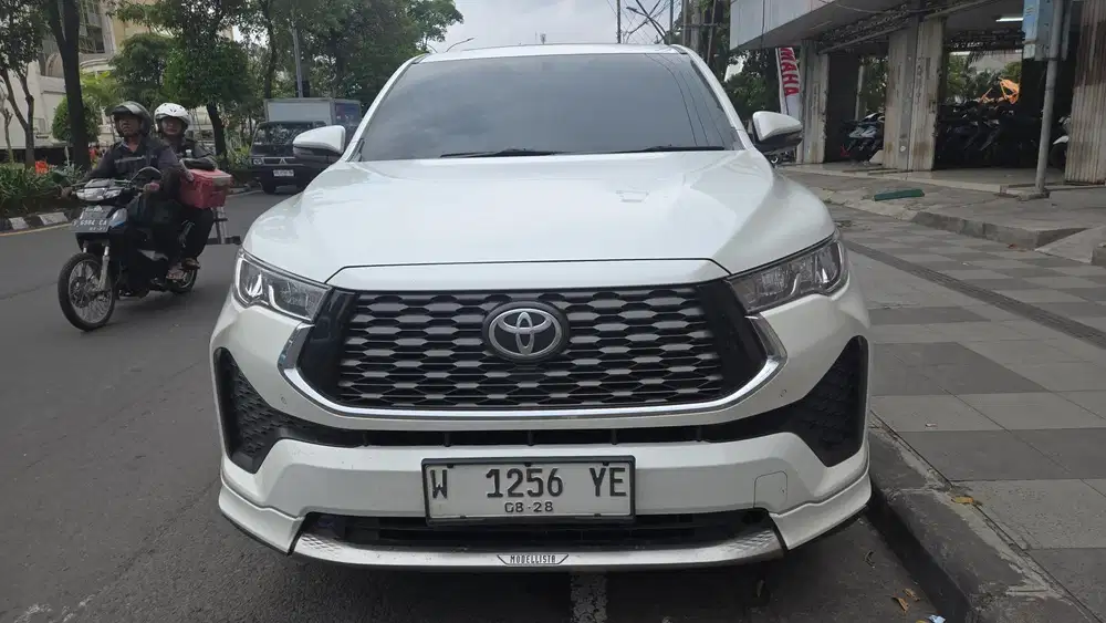 Toyota Kijang Innova 2023 Hybrid