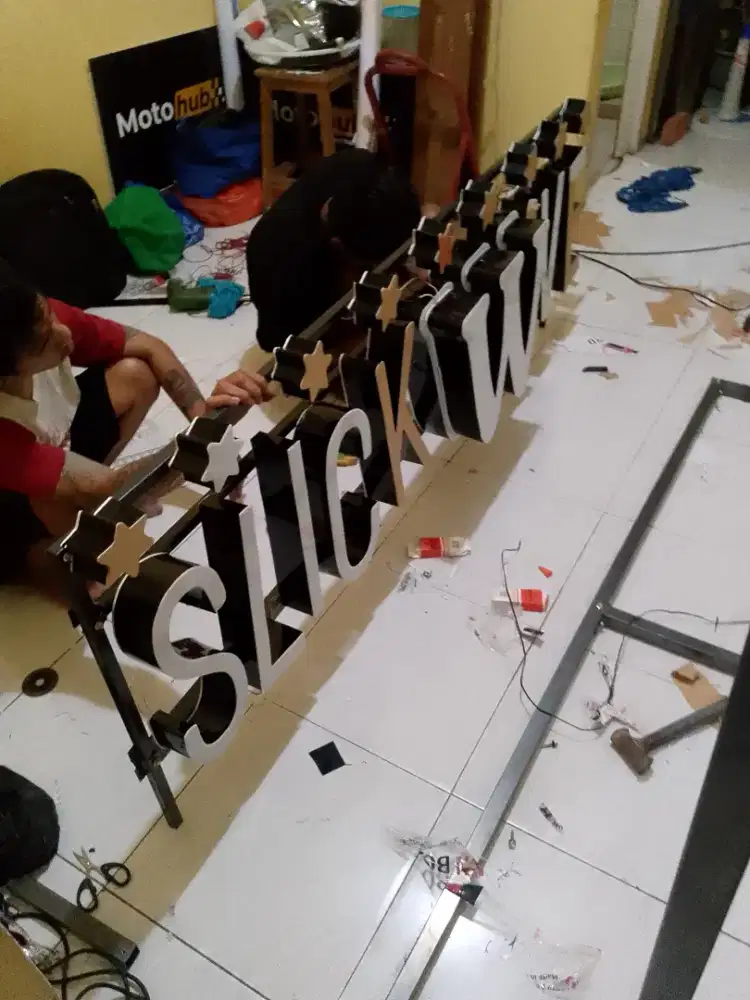 produsen Neon box/neonbox reklame lampu led murah bersahabat