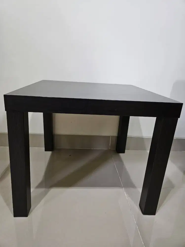 IKEA Coffee Table / Meja Tamu