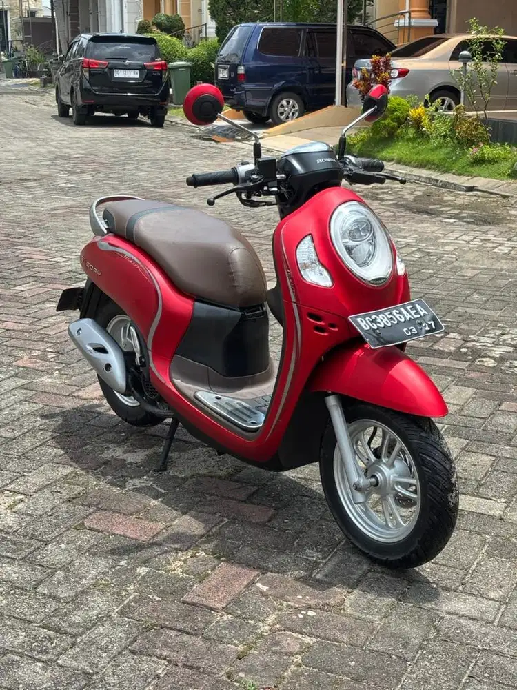 HONDA SCOOPY PRESTIGE KEYLESS 2022 MOTOR KOLEKSI