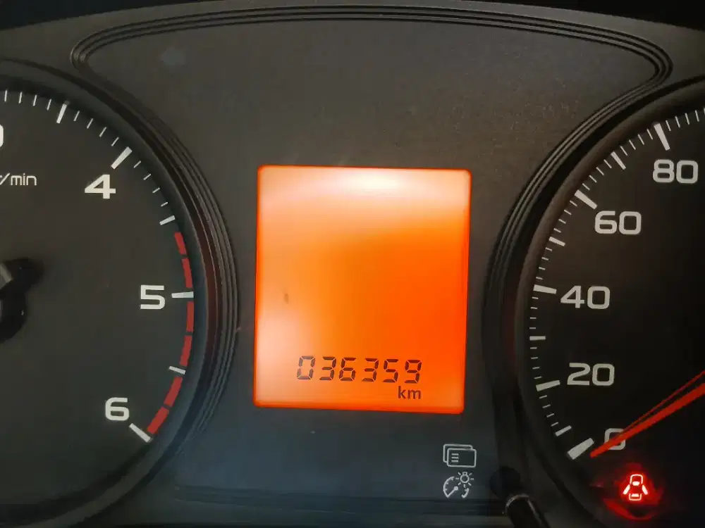 Triton 4x4 Hdx 2021 pemakaian 2022 atas nama pribadi