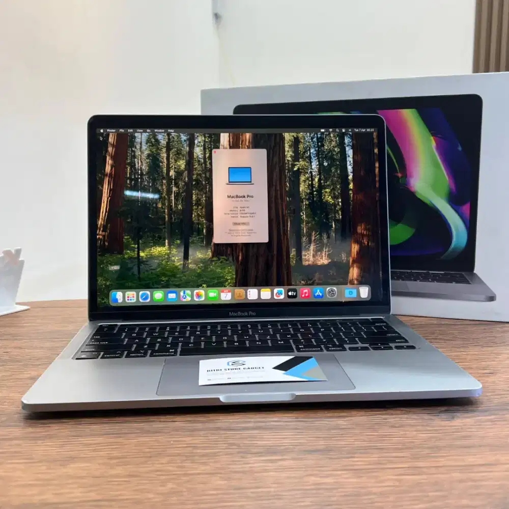 Macbook Pro m1 2020 8/256 grey