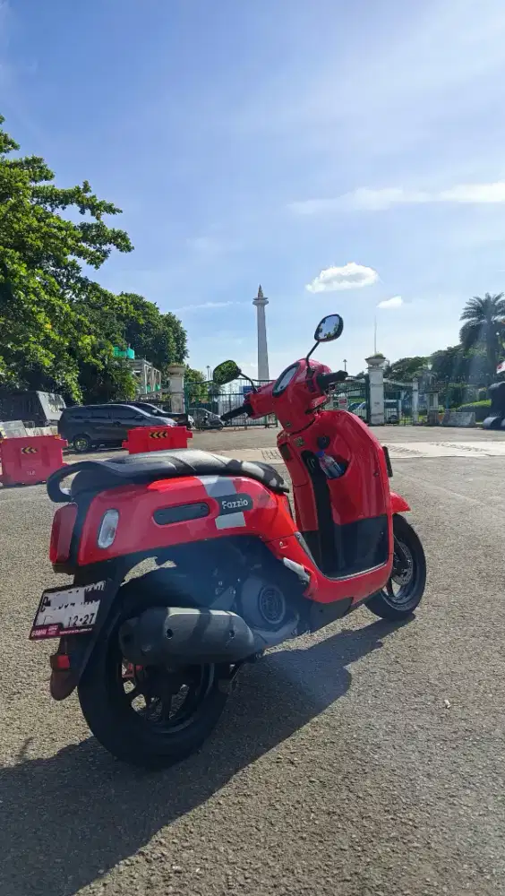Yamaha fazzio merah