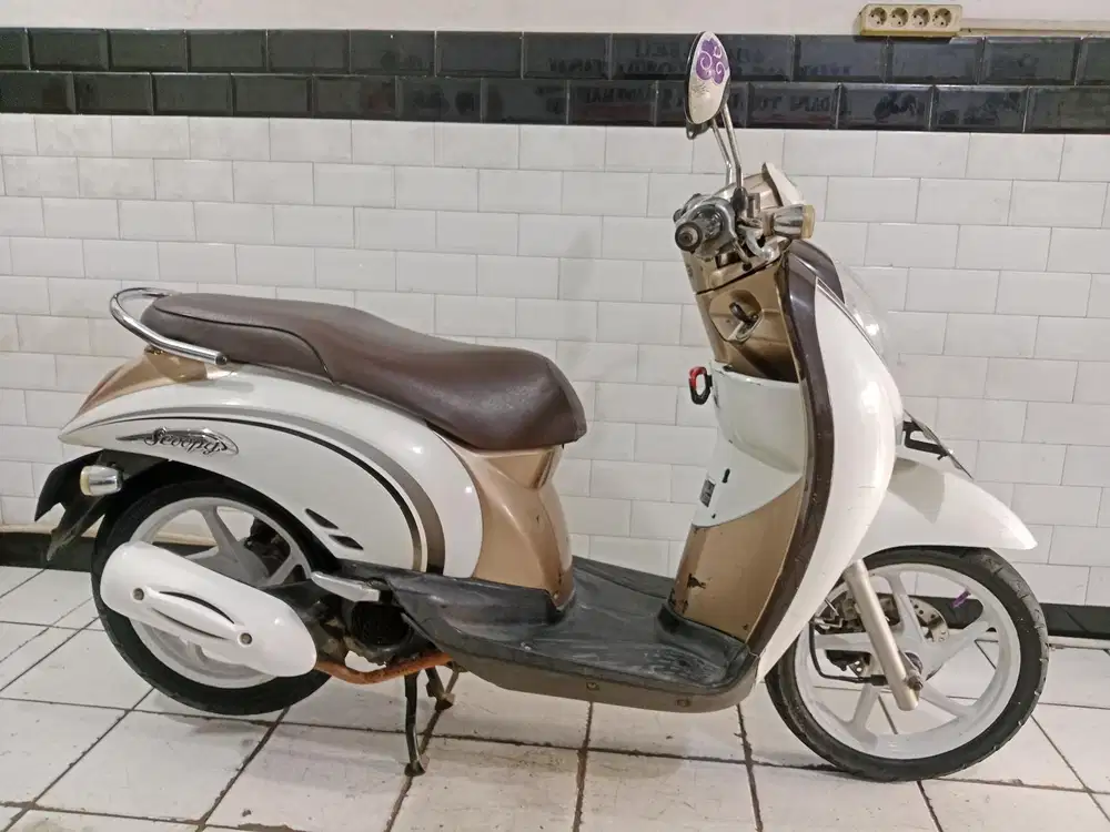 Honda scoopy karbu 2011 mesin bagus