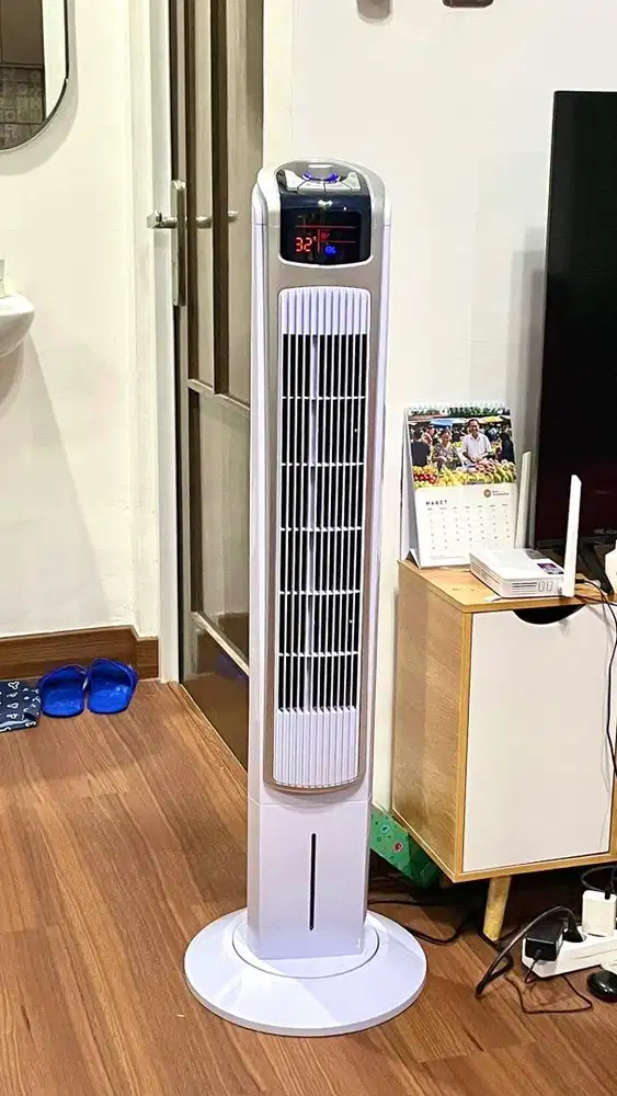 KRIS AZKO Kipas Angin Berdiri LED 60 Watt (Standin