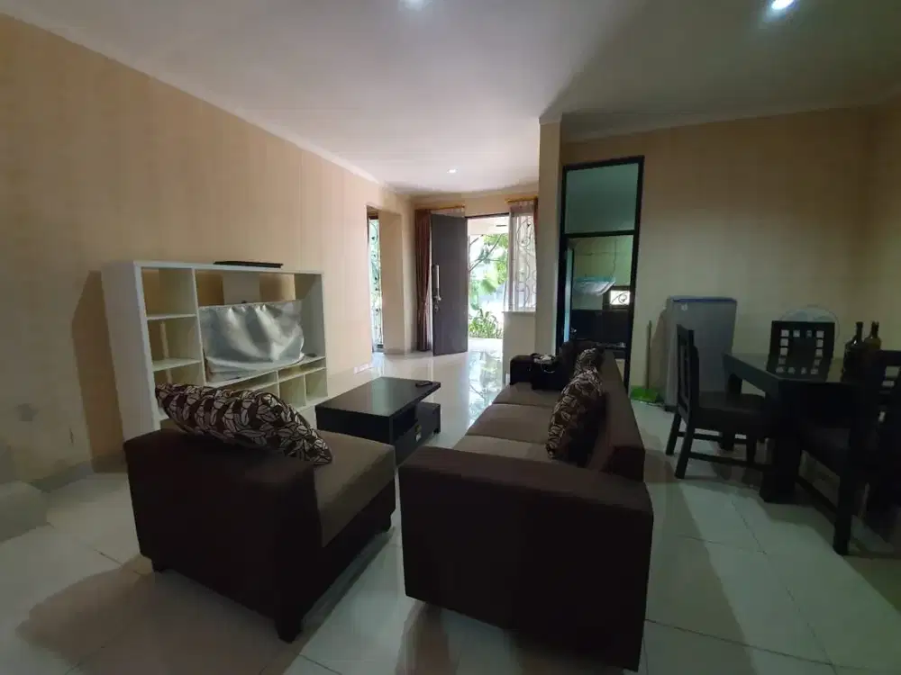 SIAP HUNI & LOKASI STRATEGIS! Rumah 2 Lantai di Discovery Bintaro — Hadap Utara, Bebas Banjir & SHM  (SP 0225)