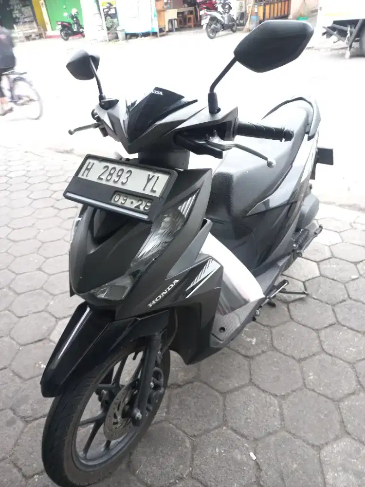 Honda beat new 2023 istimewa