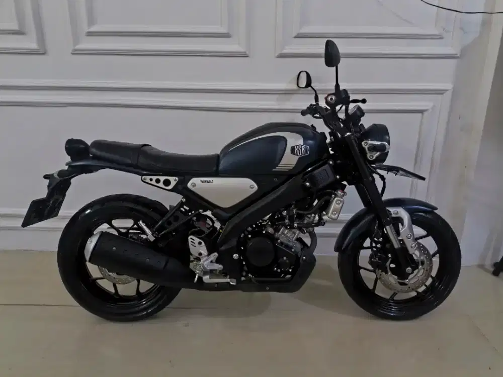 XSR blue 2023 AB Jogja