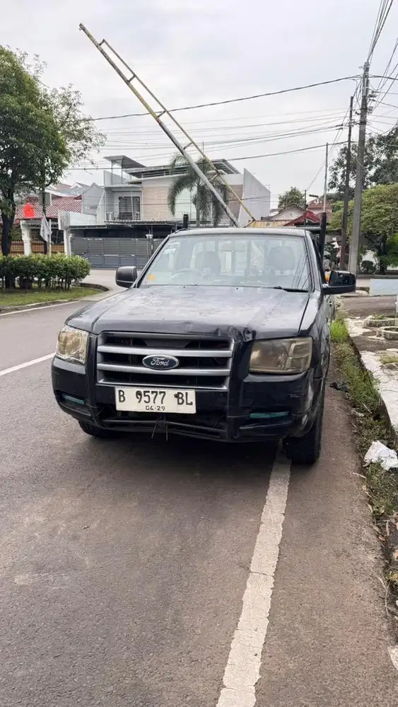 Ford Ranger 2009 2.5 Base MT Solar