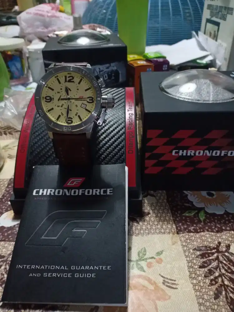 Jual jam tangan pria Chronoforce barang mulus no baret