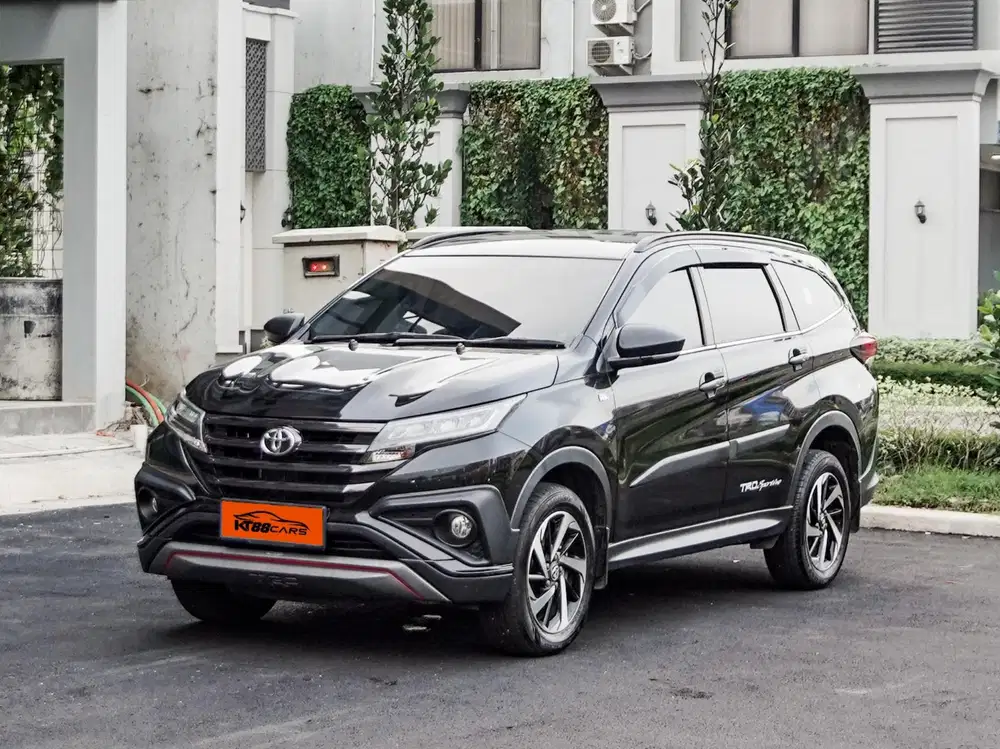 Toyota Rush S TRD Matic 2020 hitam