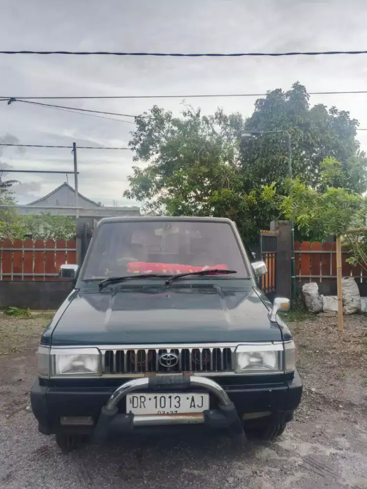 Toyota kijang super long