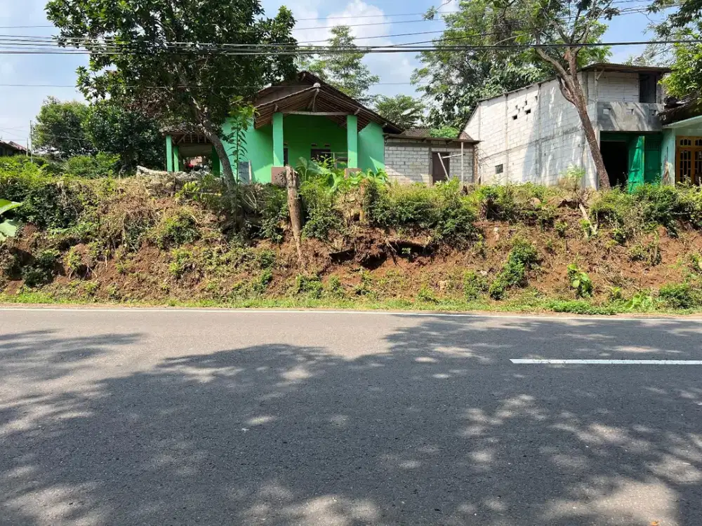 Tanah Pinggir Jalan Raya 250m2 Kerjo - Batujamus Karanganyar