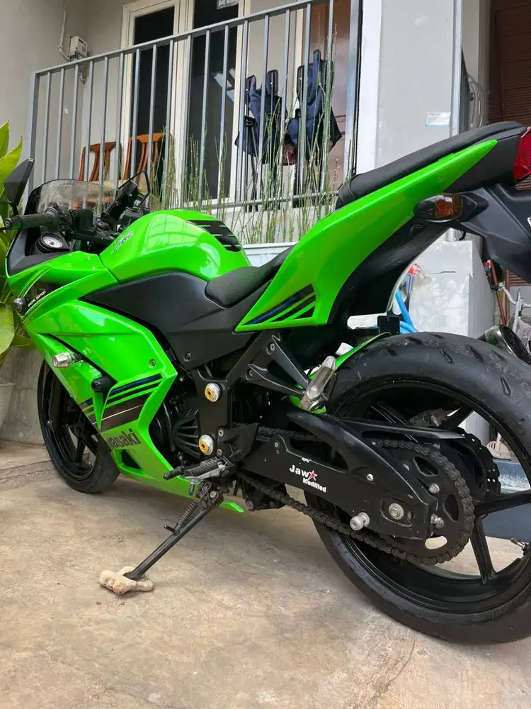 Kawasaki Ninja 250cc karbu Spesial Edition 2011