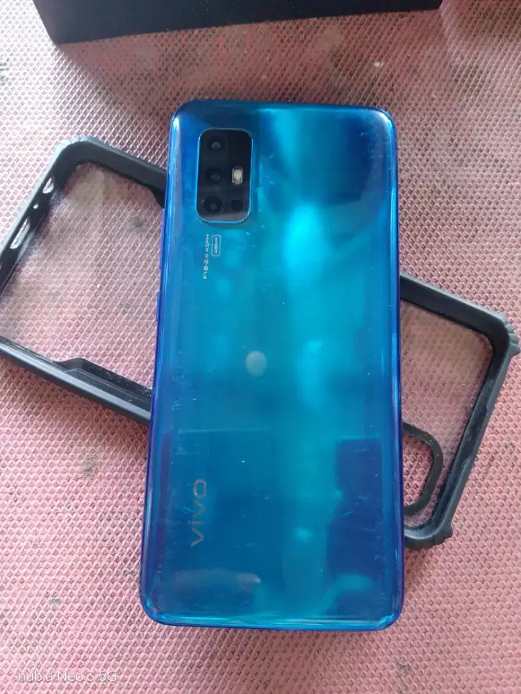 Vivo v19 8/256 warna blue