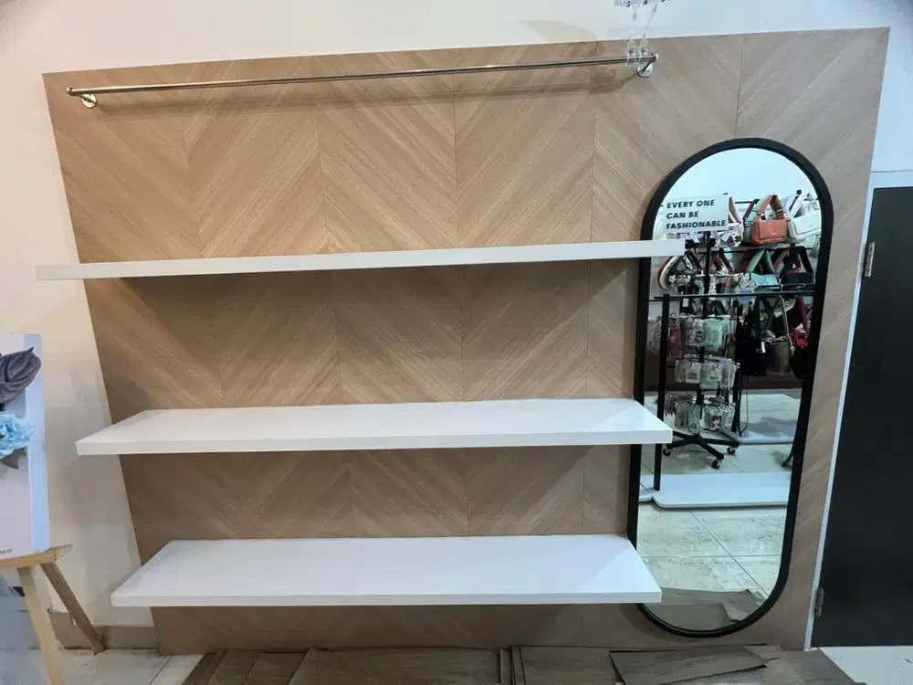 JUAL RUGI DISPLAY DINDING