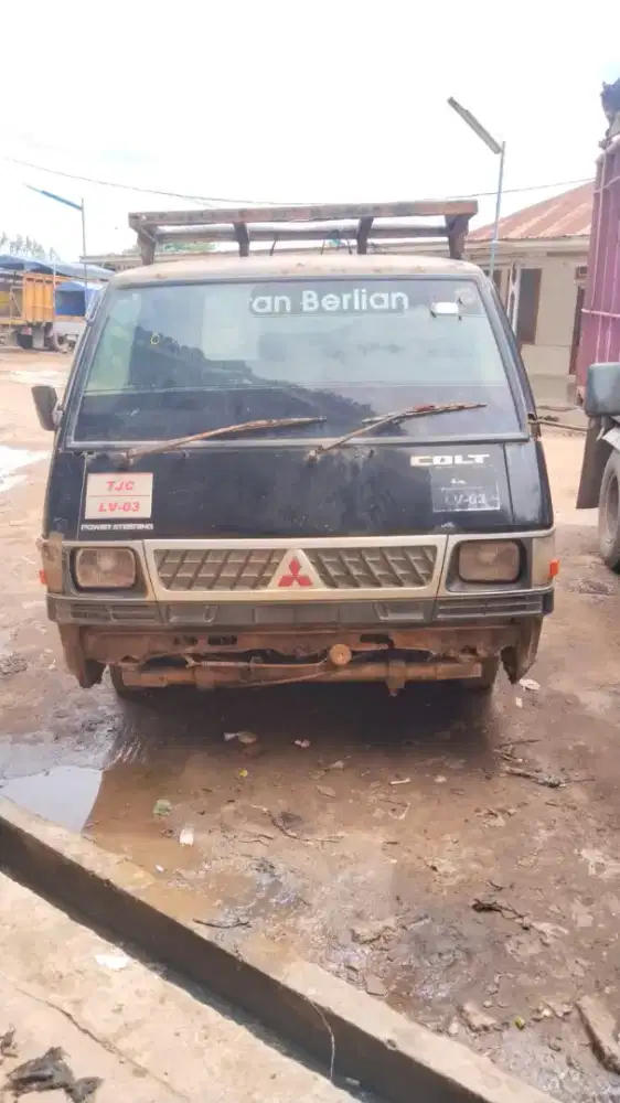 Mitsubishi pick up L300 Tahun 2017