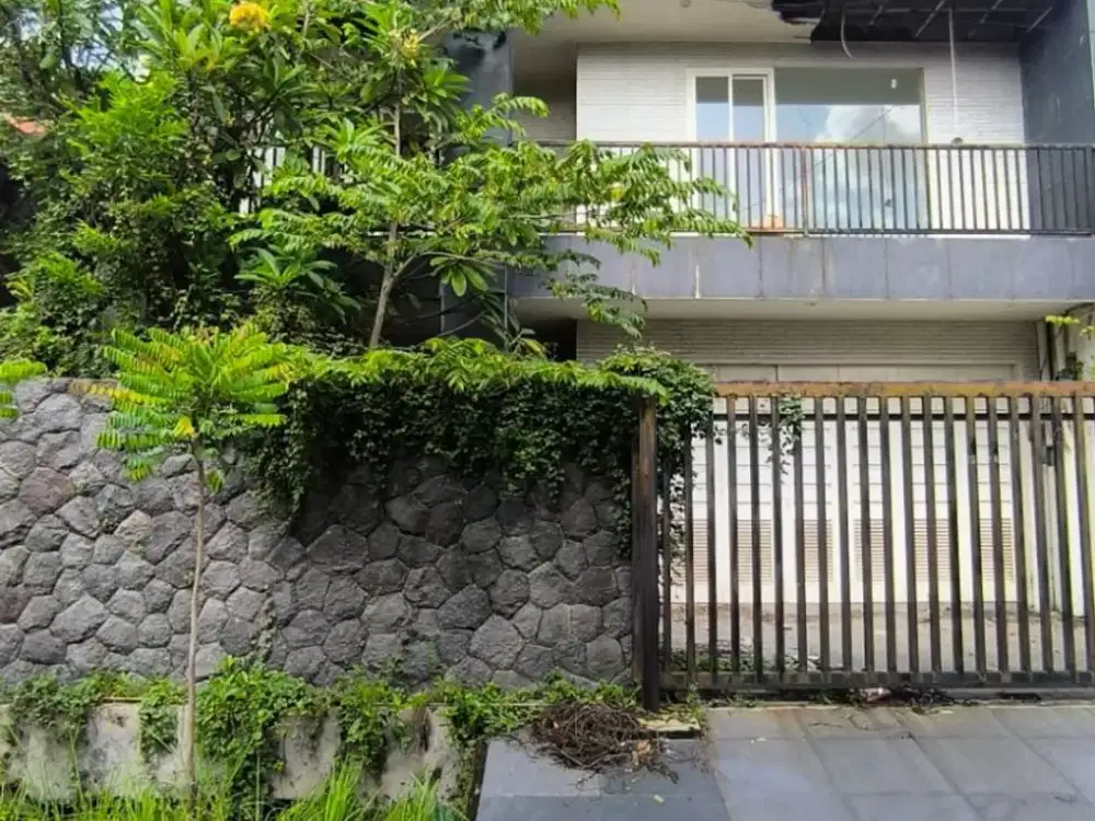 Dijual Rumah Murah Dibawah Pasaran Strategis Dekat Exit Toll Gunungsari Wiyung Di Perum. KEBRAON SURABAYA