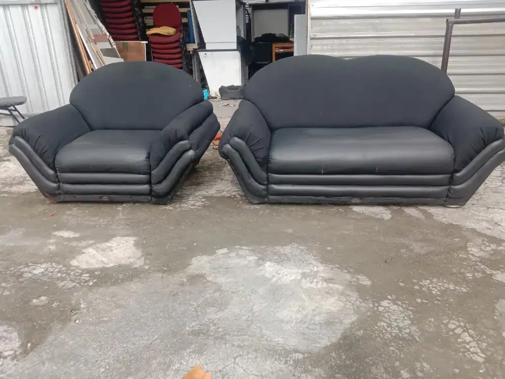 Sofa spon, sofa mewah