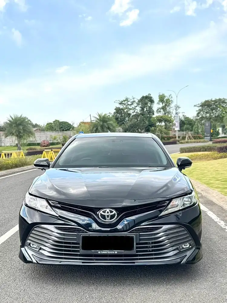 SUPER ISTIMEWA! Toyota Camry V 2.5 A/T 2021