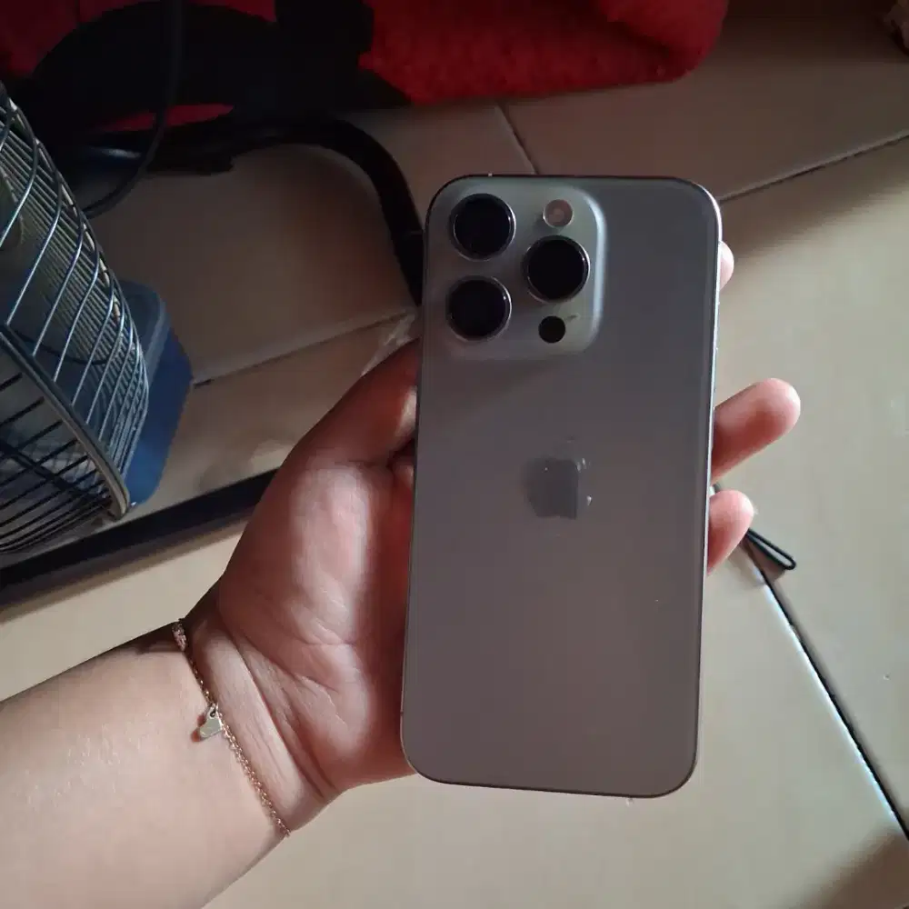 Jual iphone 15 pro