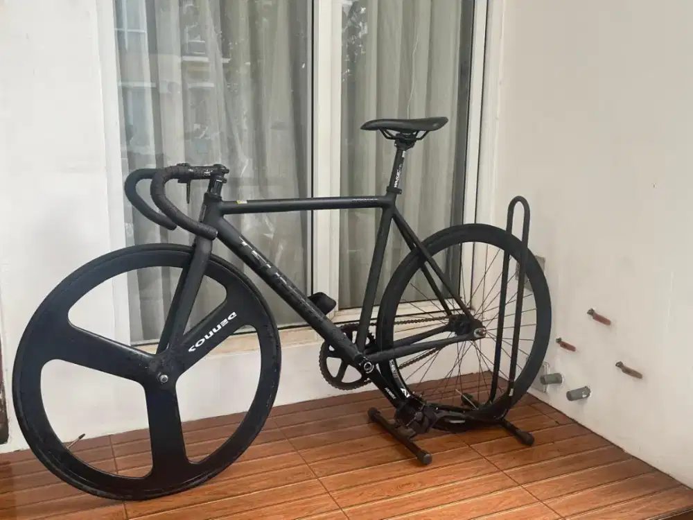 Jual sepeda masih mulus