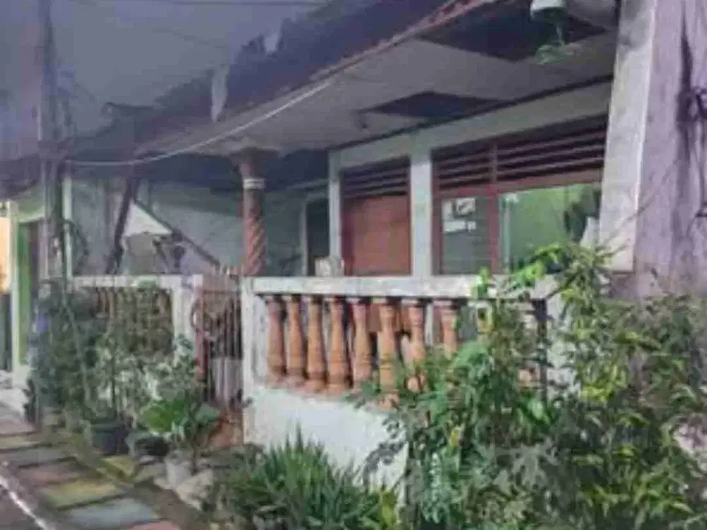 Jual murah rumah Perumnas Depok Timur 350 jt nego