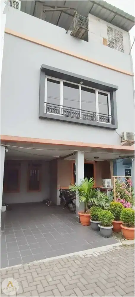 Jual Murah Rumah Siap Huni di Komplek Sariwangi Bandung Barat