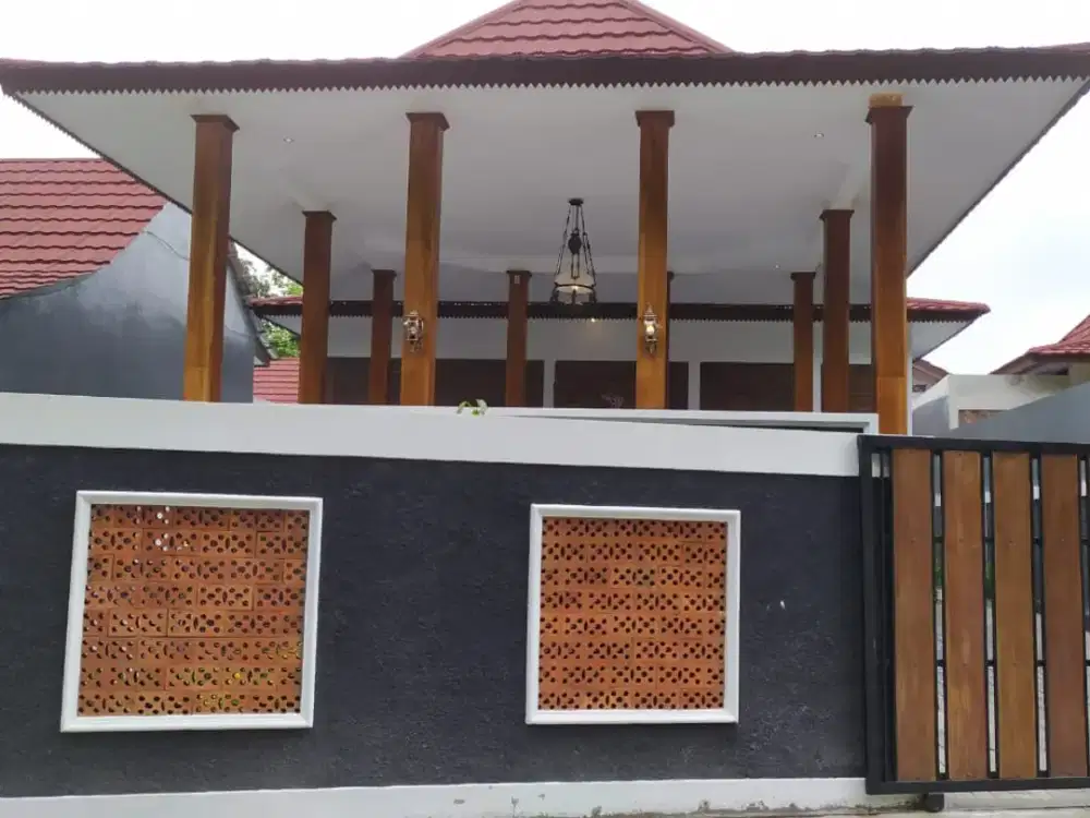 Ada Kolam Renang! Hunian Joglo Suasana Asri Khas Prambanan