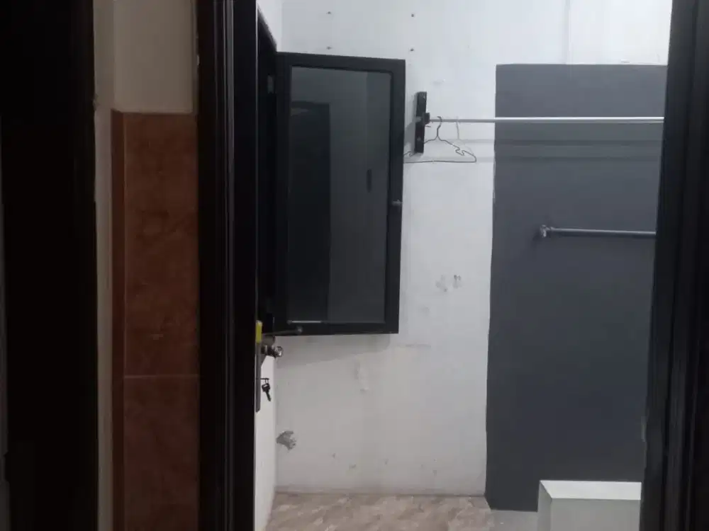 dijual rumah di wiguna (MT)