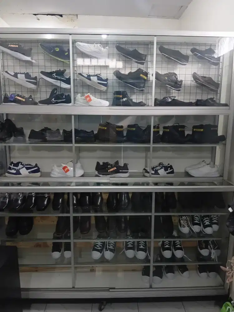Jual murah etalase kaca, etalase sepatu, etalase fotocopy dll