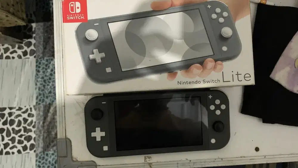 Nintendo Switch Lite CeeFWe 512GB