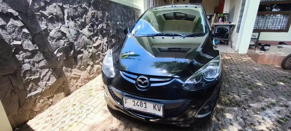 Jual MAZDA 2 R 1.5 AT pemakaian pribadi, mulus dan terawat