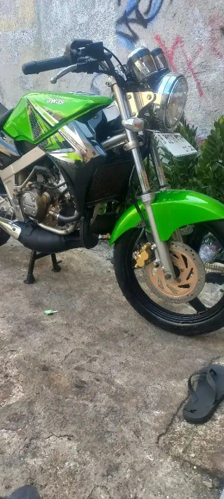 Kawasaki ninja R tahun 2013