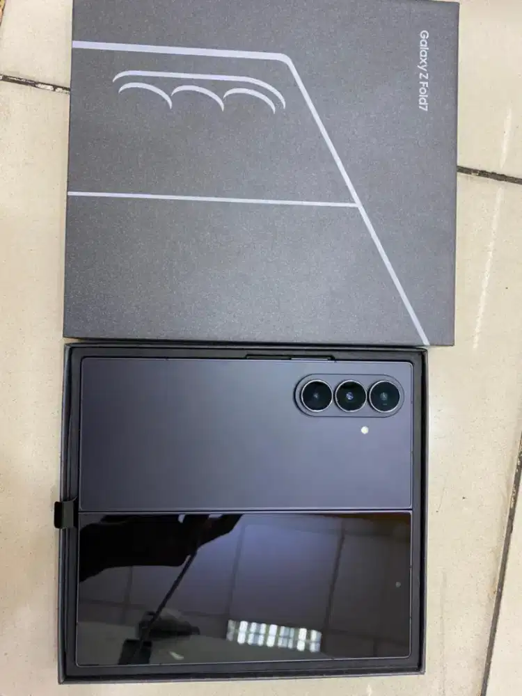 Samsung Galaxy z fold 7