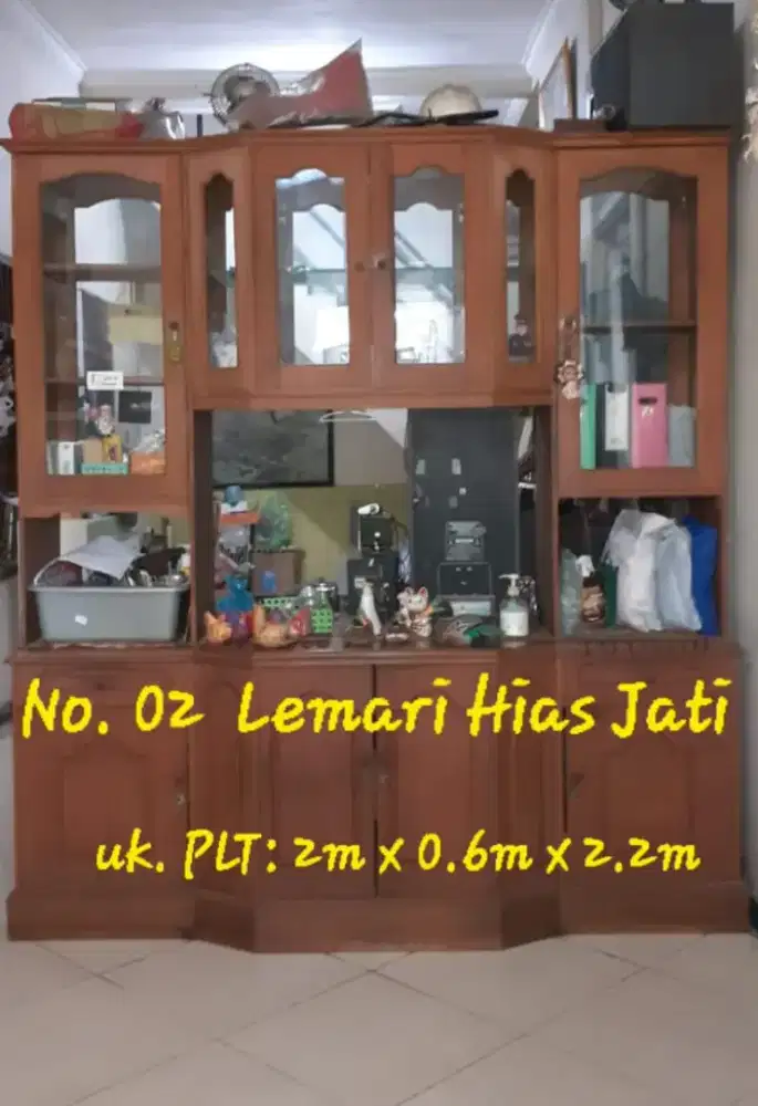 JUAL BEKAS LEMARI HIAS KAYU JATI