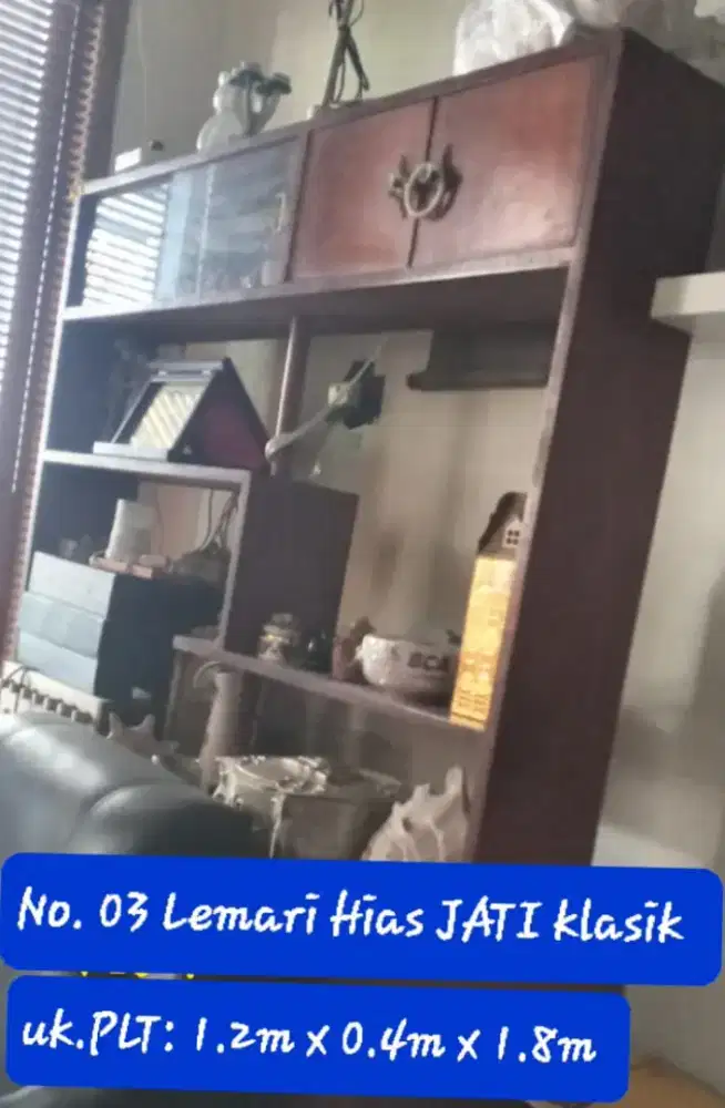 JUAL BEKAS LEMARI HIAS KAYU JATI