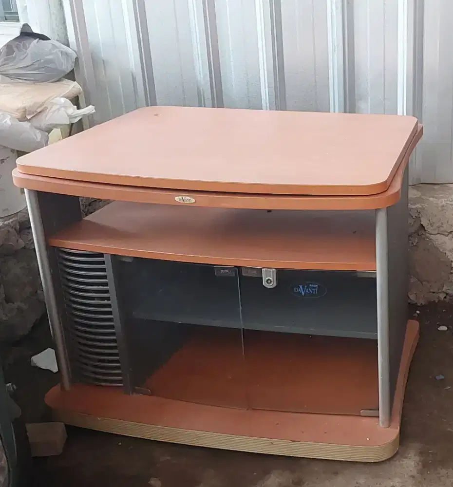 Meja TV / Meja Display Minimalis - Atas Bisa Diputar, Praktis!