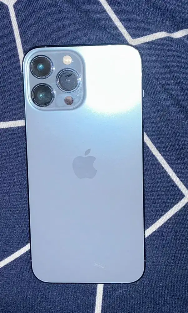 IP 13 Pro max tangan pertama