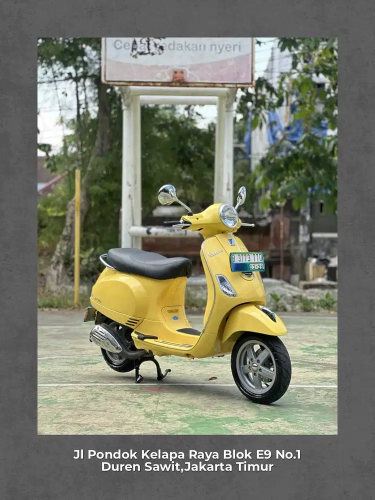 PIAGGIO VESPA Lx 125 3v TH 2012 WRNA YELLOW Perfect Condition
