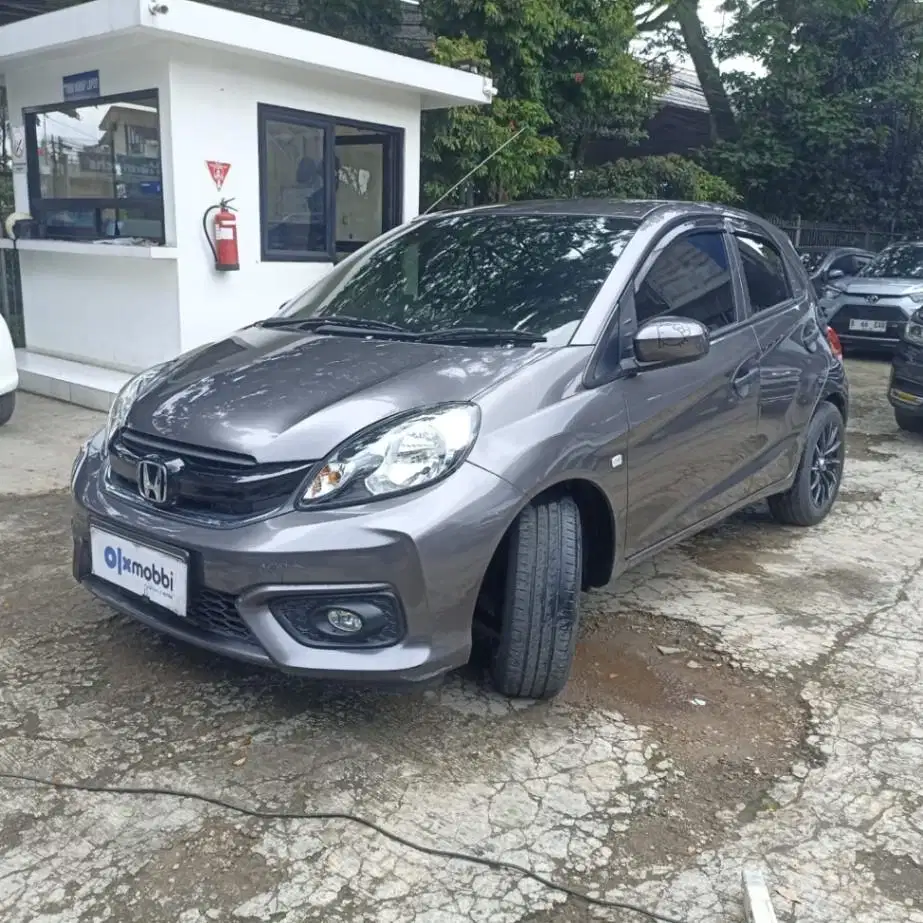 LOW DP Honda Brio Satya 1.2 E Bensin-AT 2017 AGC
