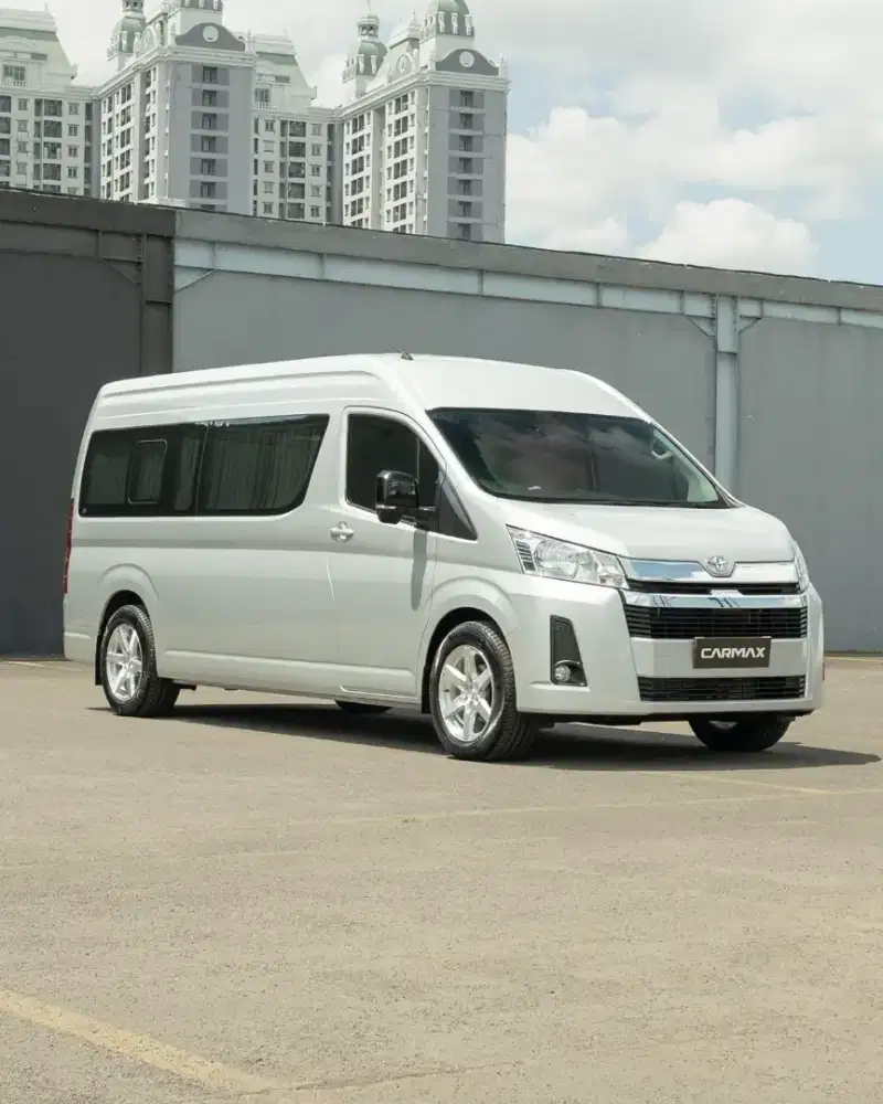 Toyota HiAce Premio VIP 2.8 NIK 2025 Silver
