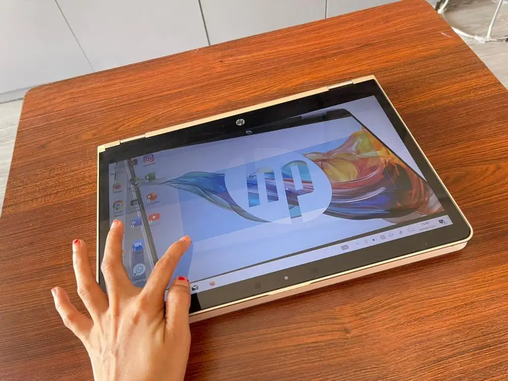 Lp HP X360 yoga core i7 INVIDIA