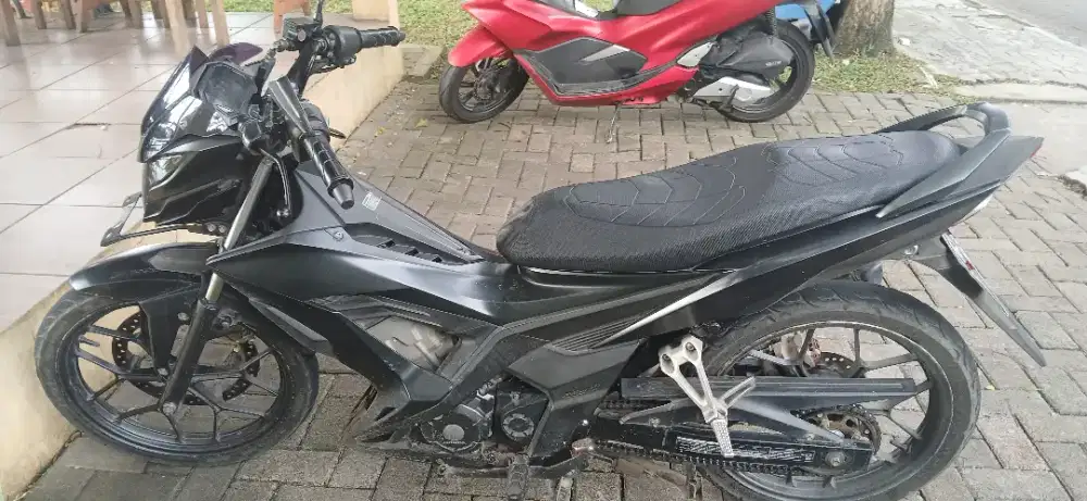 Jual honda sonic tahun 2020..ss lengkap faktur